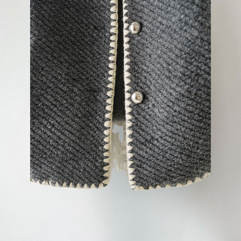 Lena - Elegant Cardigan