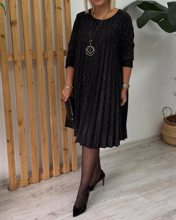 Shimmering Round Neck Pleated Dress