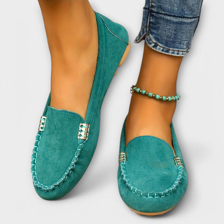ISELYNDRA – MOCCASIN SLIP-ONS
