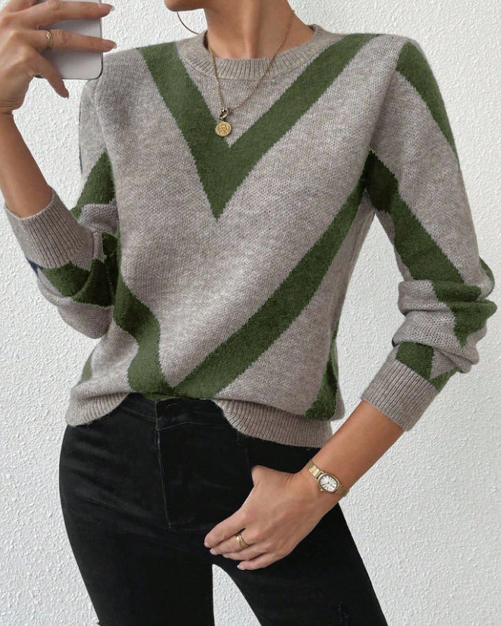 Sweater with Geometric Pattern and Round Neck Features
