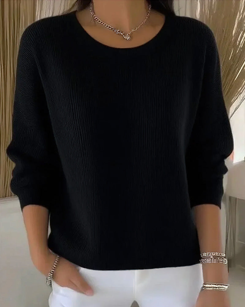 Solid Color Sweater with Round Neck and Drop Shoulder