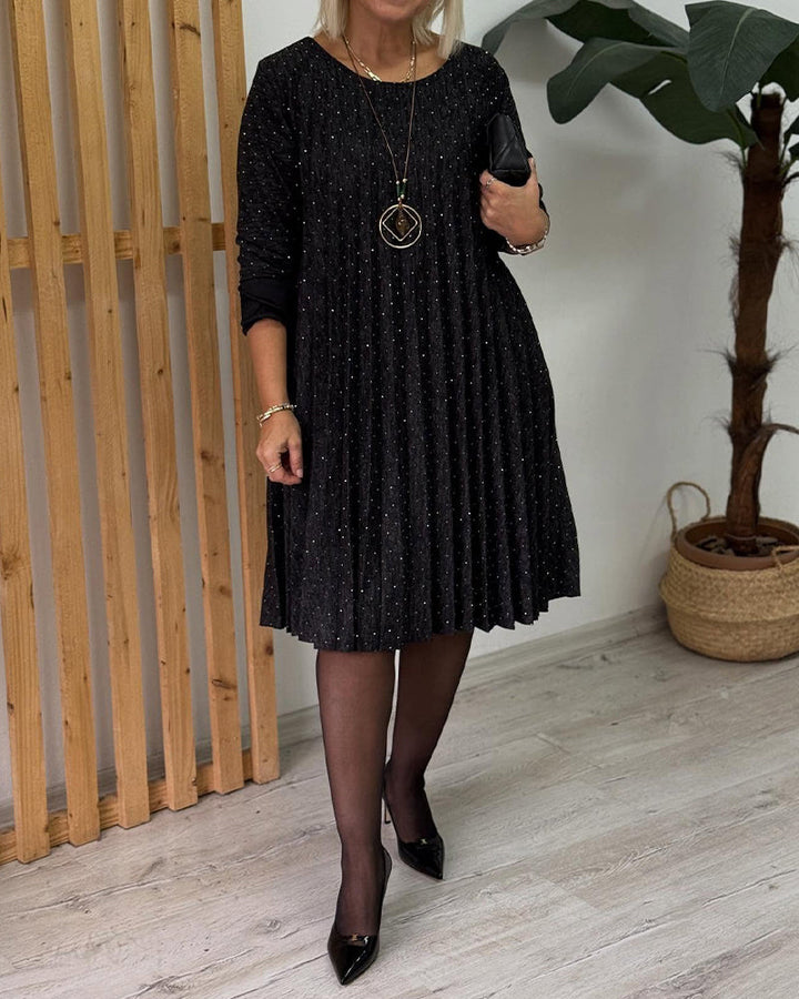 Shimmering Round Neck Pleated Dress