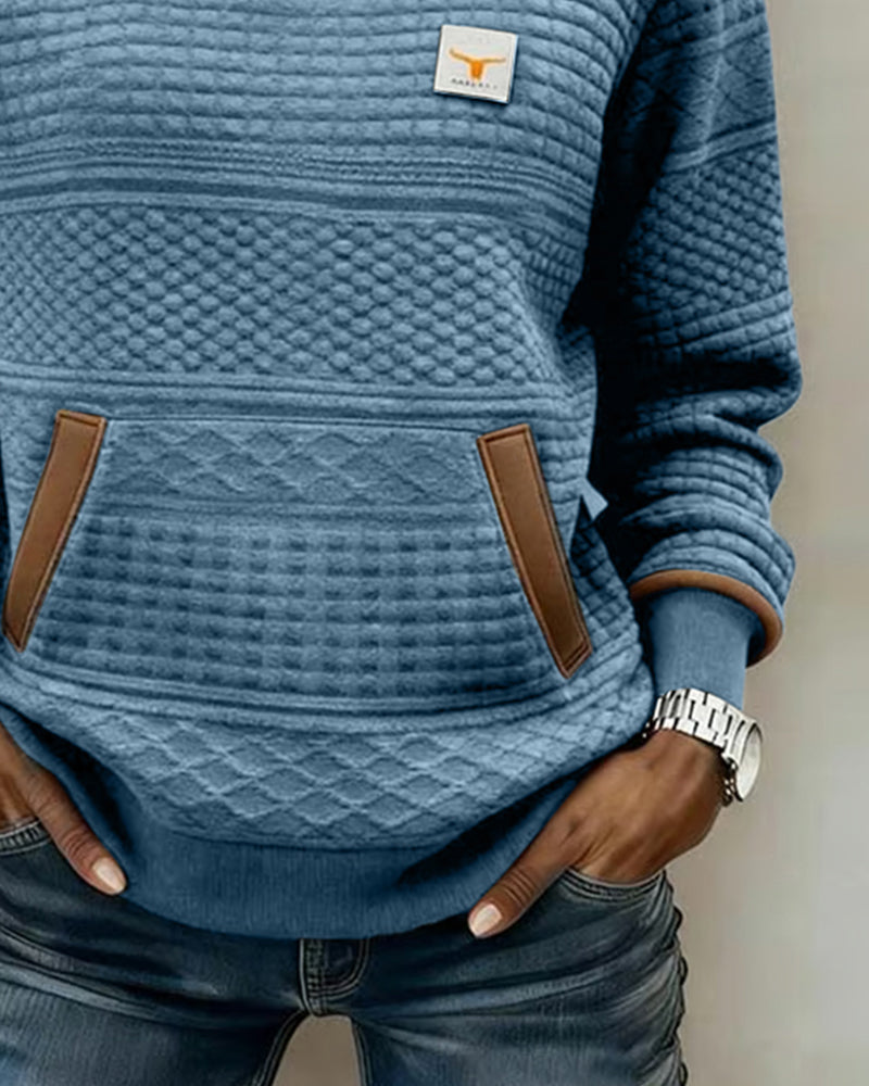 Sweatshirt with Round Neckline and Color Blocking