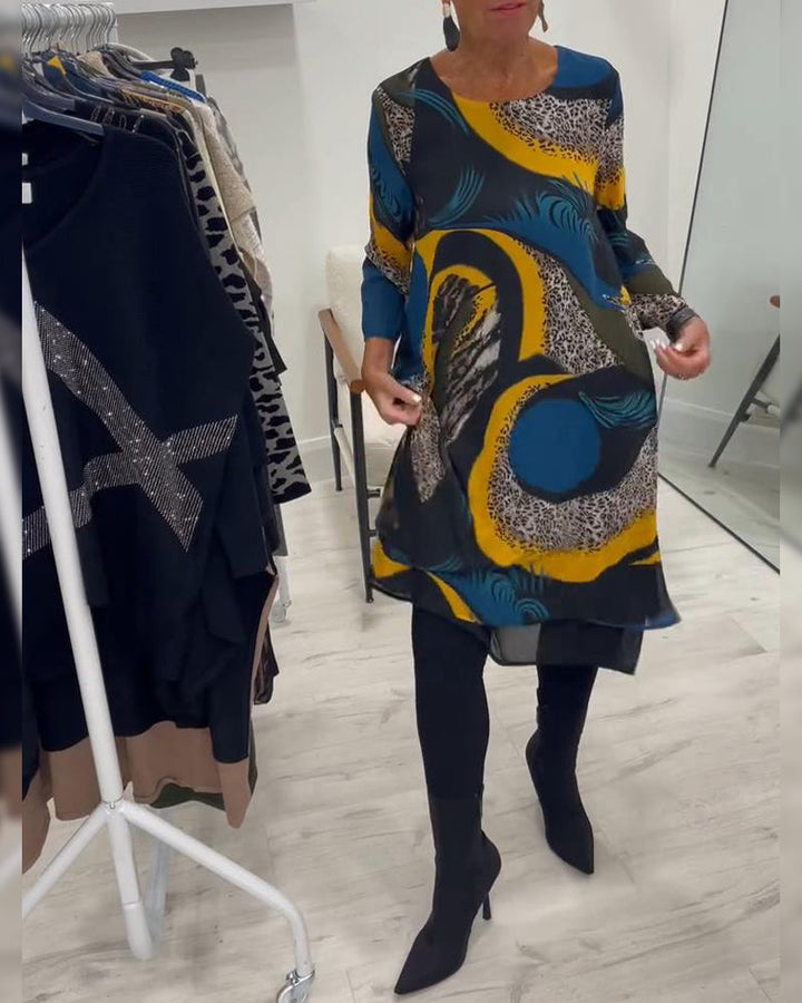 Elegant Printed Dress with Round Neckline