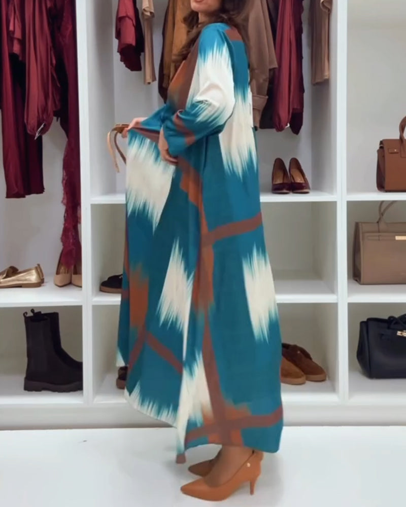 Modern Printed Dress With Round Neckline And Long Sleeves