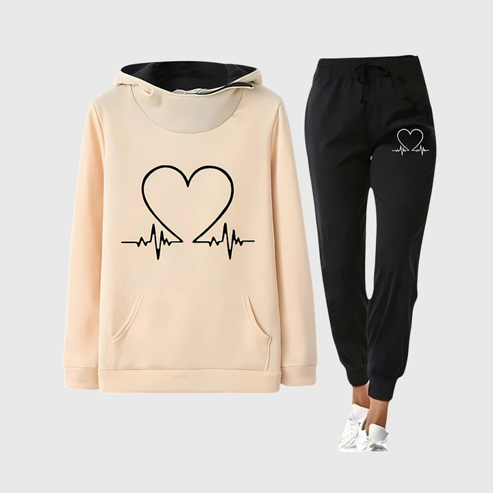HEARTBEAT – COMFORTABLE TRACKSUIT