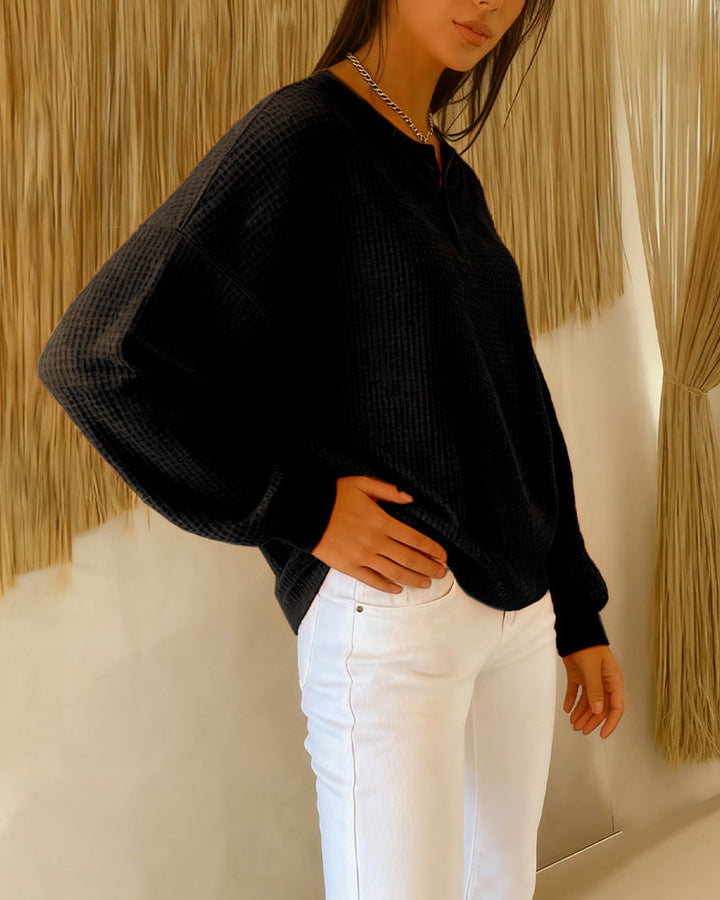 Modern Casual Long-Sleeve Sweatshirt in Solid Color
