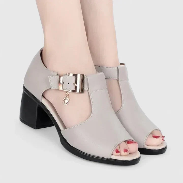 YLTHARISSEA – ELEGANT SANDALS