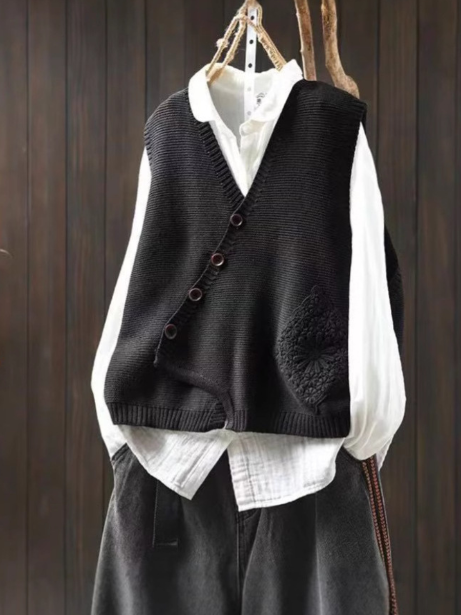 THE ELOWYN - KNIT VEST
