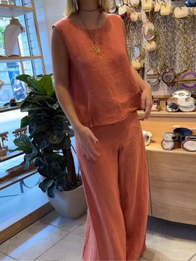 Audrey – Airy Sleeveless Summer Jumpsuit