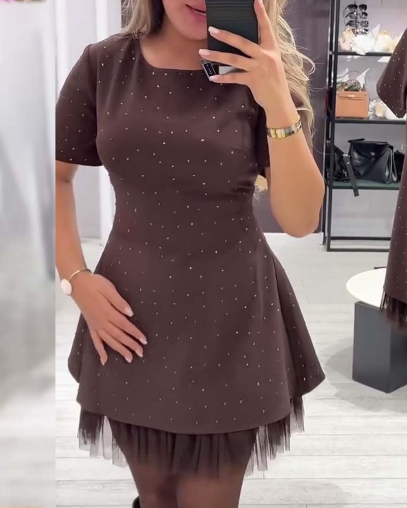 Elegant Dress with Sparkling Mesh Patchwork