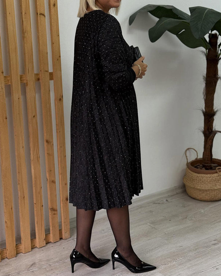 Shimmering Round Neck Pleated Dress