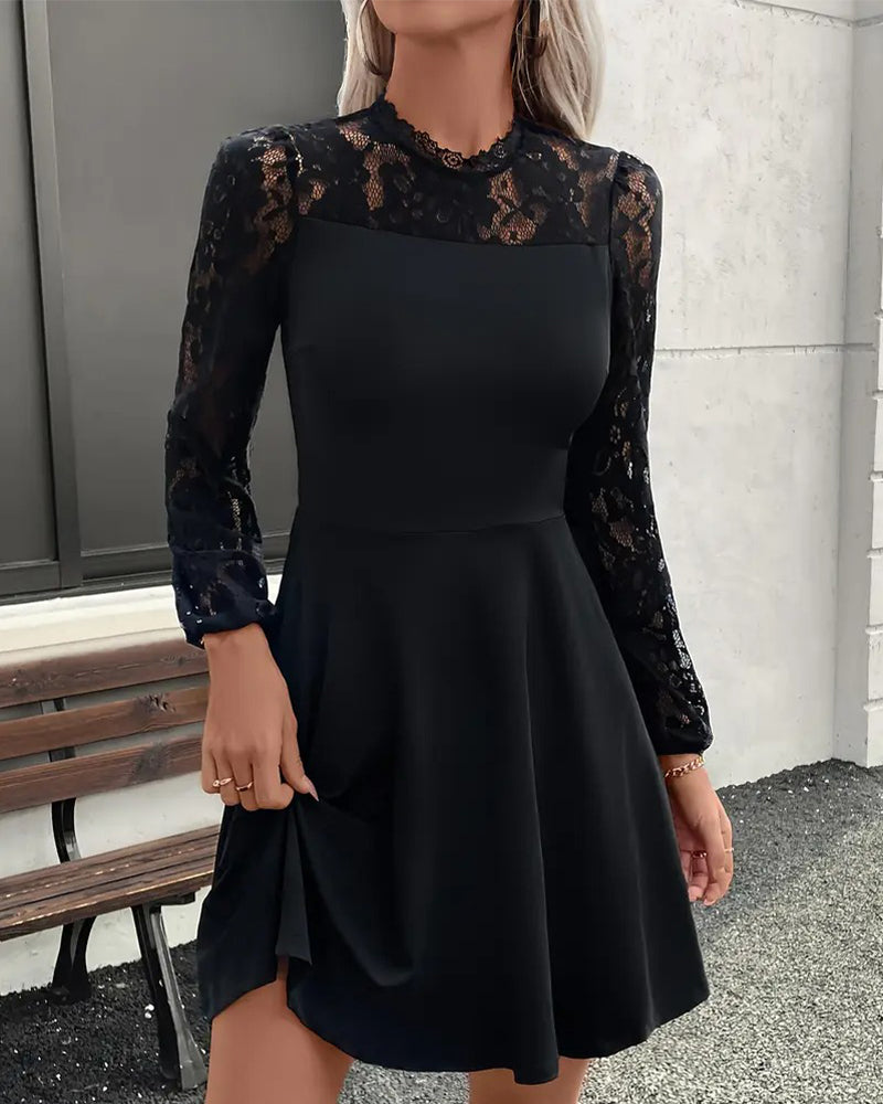 Elegant Lace Solid Color Dress