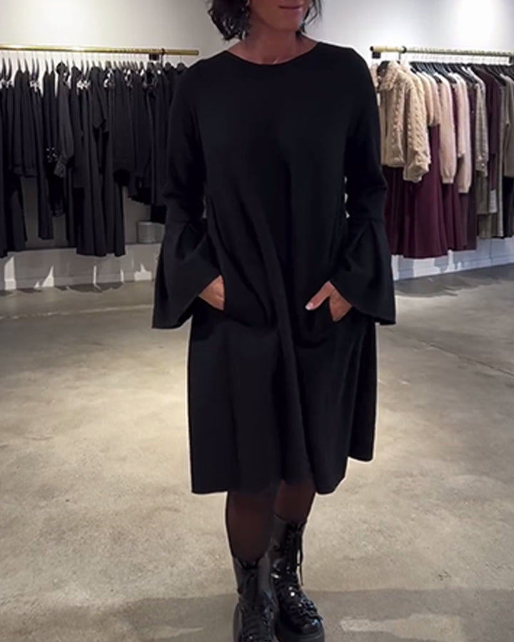 Dress Solid Color Bell Sleeve Ruched