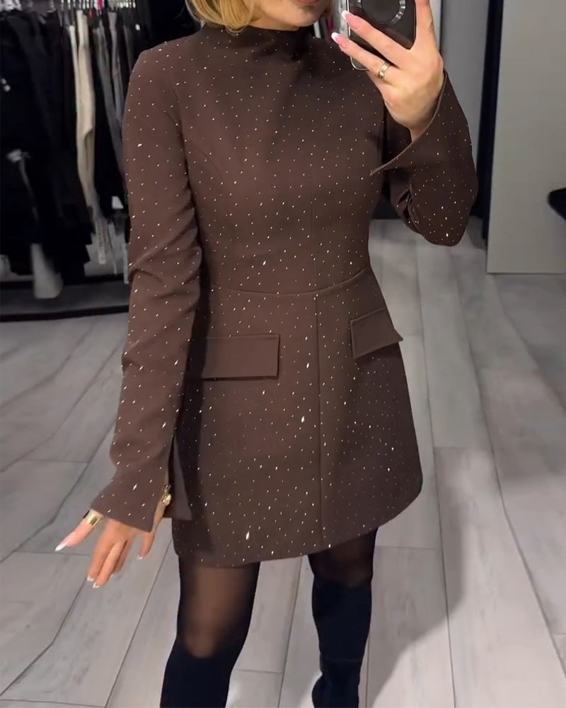 Elegant Dress with Discreet Glitter