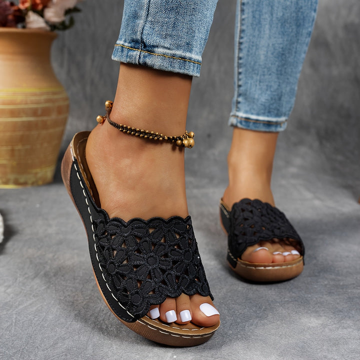 Bailey - Stylish and Comfy Sandals