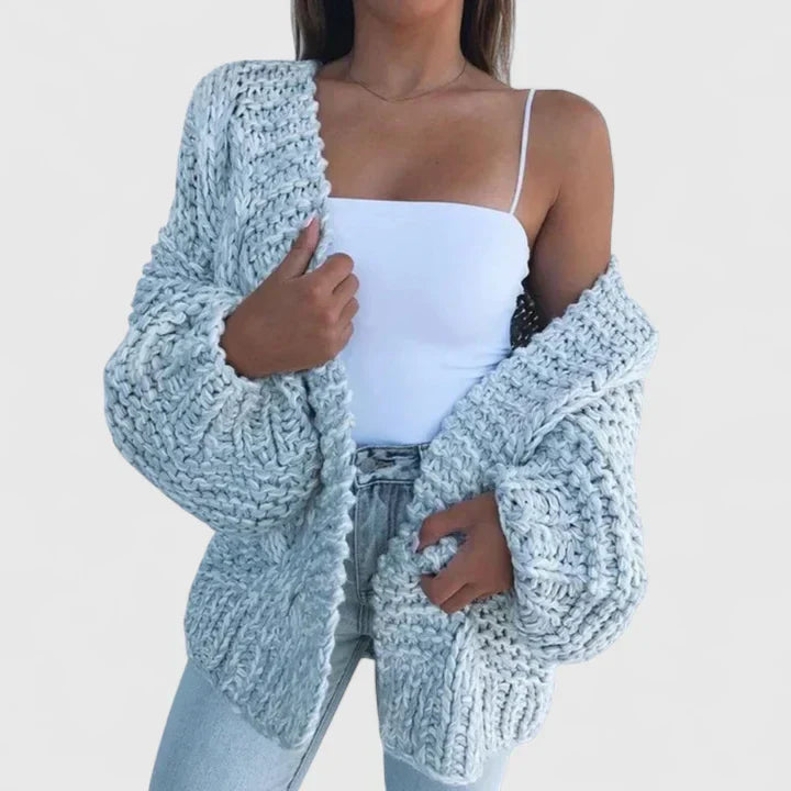 AURAZELYNN – COMFORTABLE CARDIGAN